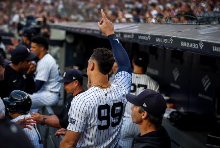 MAJOR-BREAKING: Yankees Land Two-Time All-Star Player From Brewers in Blockbuster Trade