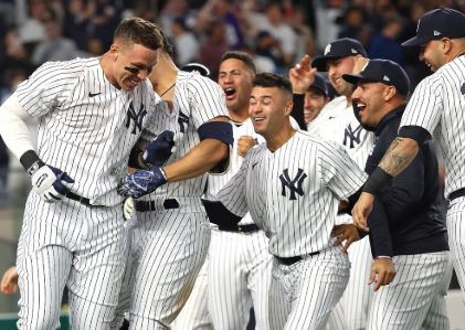 MAJOR-BREAKING: Major Setback As Yankees Lose Top First Base Solution To Arch Rival